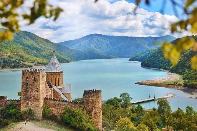 Private day tour in Kazbegi (Stepantsminda) - Experience the Best of Georgia in a Day: Private Tour to Kazbegi (Stepantsminda)