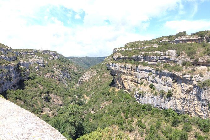 Private Day tour :Lastours, Wine tasting,Minerve,Canal du Midi From Carcassonne - FAQ