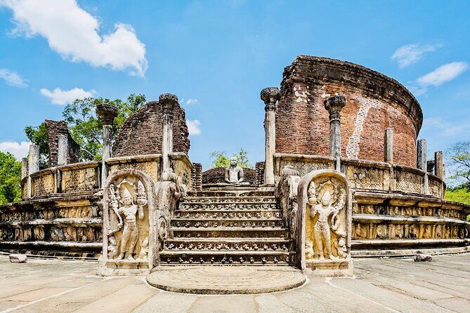 Private Day Tour Of Anuradhapura Ancient Kingdom and Avukana - FAQ