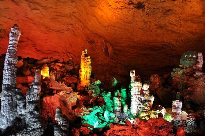 Private Day Tour of Baofeng Lake and Yellow Dragon Cave - Key Points
