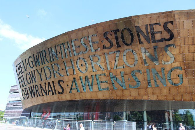 Private Day Tour of Cardiff, including Cardiff Castle, St Fagans, & Cardiff Bay - The Practical Side