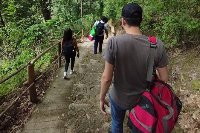 Private Day Tour of Magic and Nature in Cascades of Urlanta - FAQ