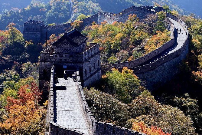 Private Day Tour of Mutianyu/Badaling Great Wall w/VIP Fast Pass - Exploring the Great Wall with Ease