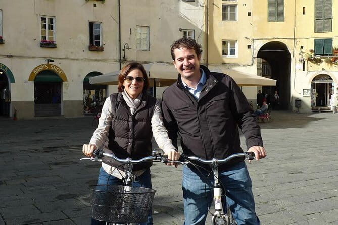 Private Day Tour: Pisa and Lucca from Florence - A Detailed Look at the Pisa and Lucca Private Day Trip