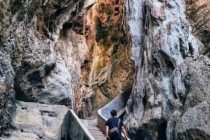 Private Day Tour Rangko Cave -Batu Cermin Cave - Key Points