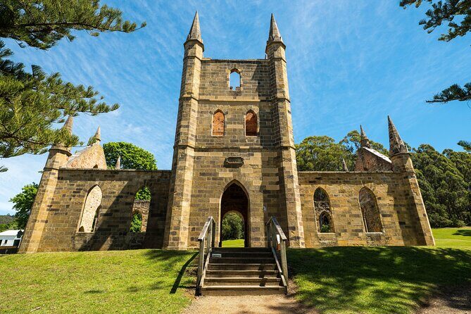 Private Day Tour - Tasman Peninsular Food and Sightseeing Safaris - Exploring Tasmania’s Best in a Day