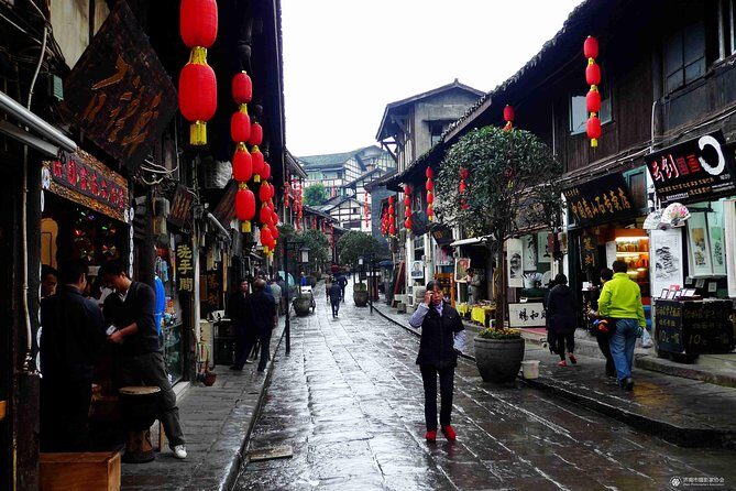 Private Day Tour to Ciqikou, Liziba, Jiefangbei etc. in Chongqing - Key Points
