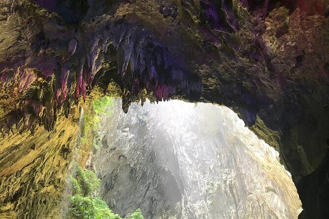 Private Day Tour to Gulong Canyon and Cave Fairland from Guangzhou - A Deep Dive Into the Gulong Canyon and Cave Fairland Experience