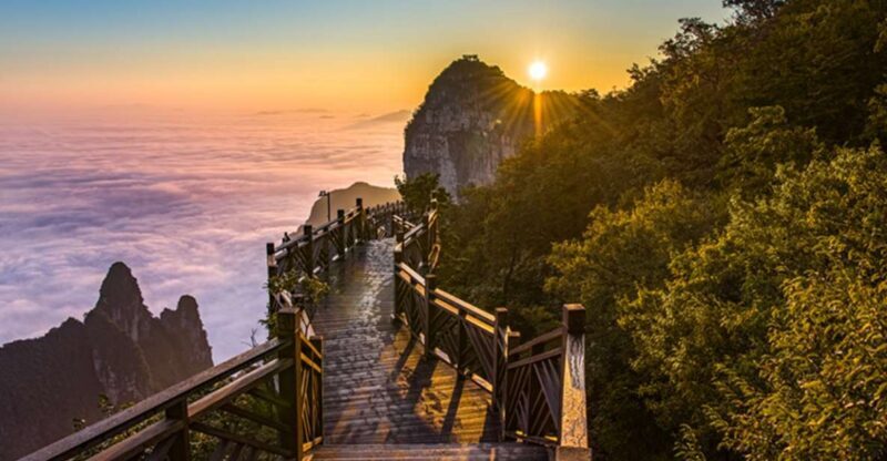 Private Day Tour to Tianmen Mountain & Glass Walk - What to Expect: Itinerary Breakdown