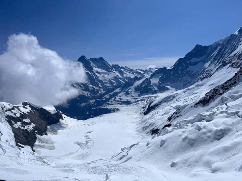 Private Day Tour to "Top of Europe", incl Swiss Picknick - A Swiss Alpine Day with Personal Touches and Authentic Flair