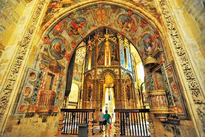 Private day tour Tomar (Knights Templar) and Coimbra from Lisbon - FAQs