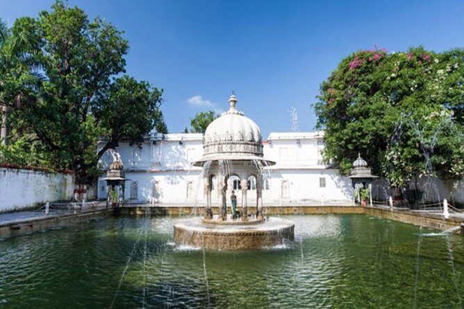 Private Day Tour: Udaipur to Sajjangarh fort (Monsoon Palace) - FAQ