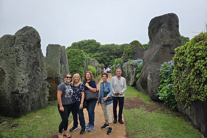 Private Day Tour World Natural Heritage in jeju island - Traditional Charm at Seongeup Folk Village