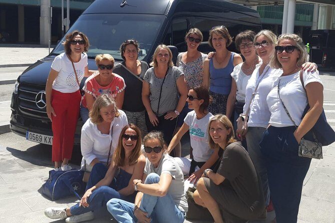 Private Day Trip from Barcelona to Montserrat - Key Points