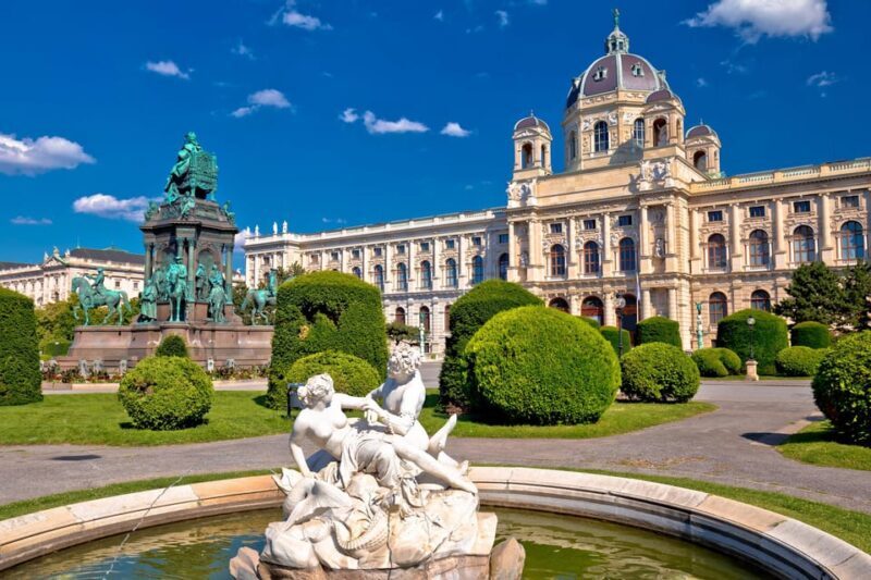 Private day trip from Budapest to Vienna and back - Key Points
