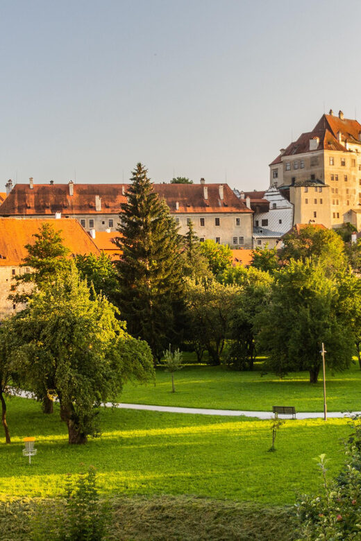 Private day trip from Prague to Cesky Krumlov, and back - Who Is This Tour Best For?