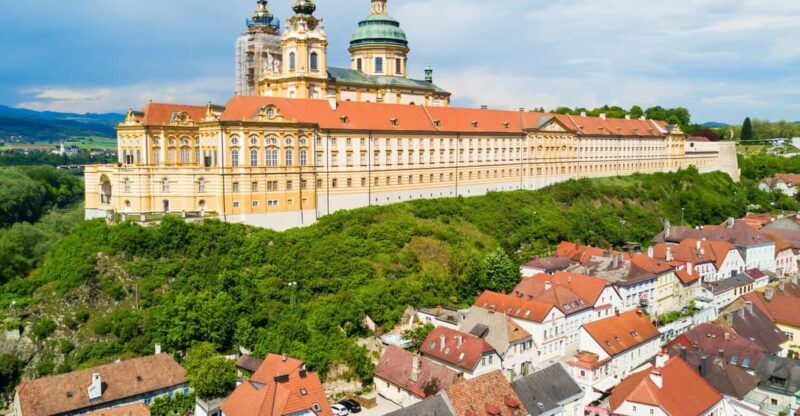 Private day trip from Vienna to Hallstatt & Melk, and back - FAQs