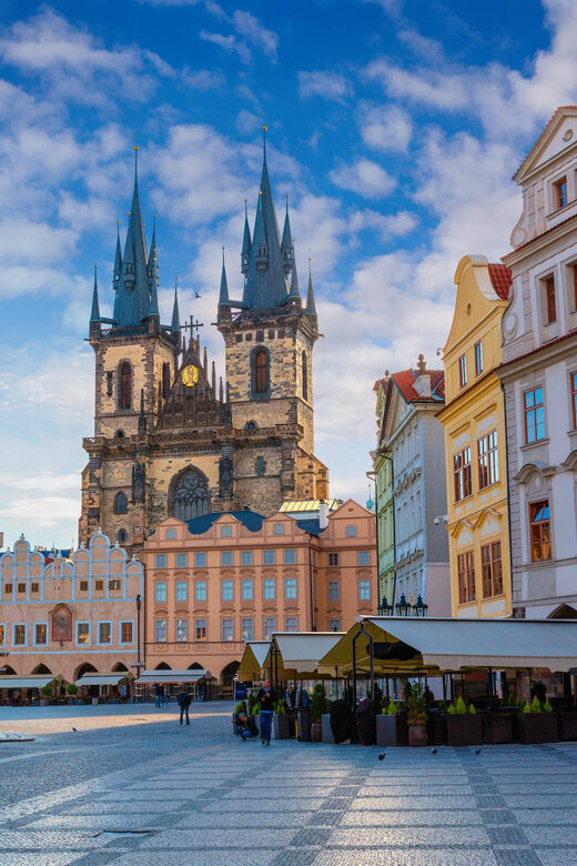 Private day trip from Vienna to Prague and back, in English - What’s Included and What to Keep in Mind