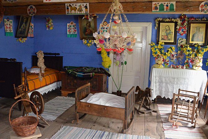 Private Day Trip From Warsaw: owicz Mazovian Countryside - Key Points