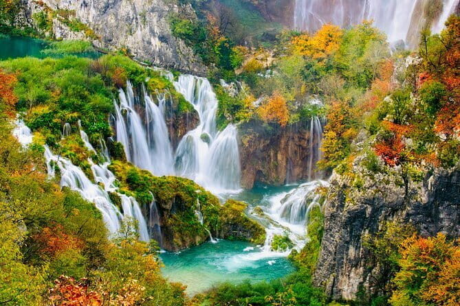 Private day trip from Zadar to Plitvice Lakes Park, Local Driver - Key Points