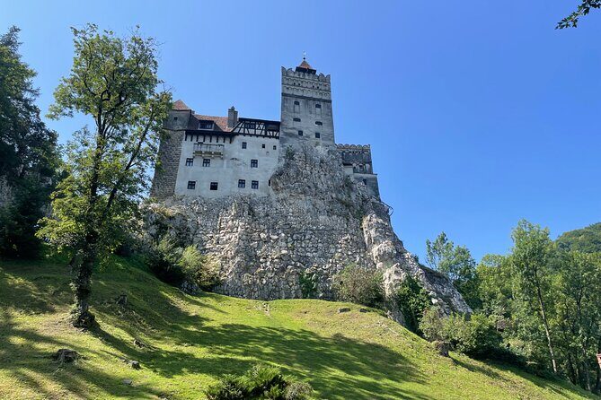 PRIVATE day-trip - Peles Castle, Bran Castle, Brasov - Transport and Practical Details