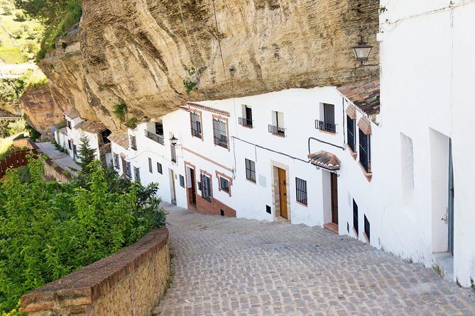 *Private Day Trip* Ronda and Setenil de las Bodegas from Jerez - Who Should Book This Tour?