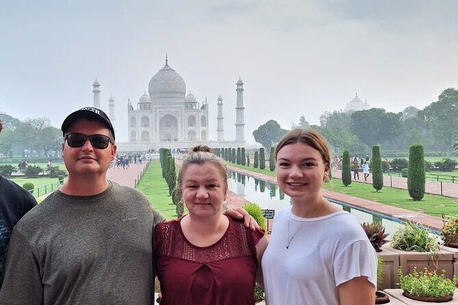 Private Day Trip to Agra with a Sunrise view of Taj Mahal - In-Depth Review of the Agra Private Day Trip