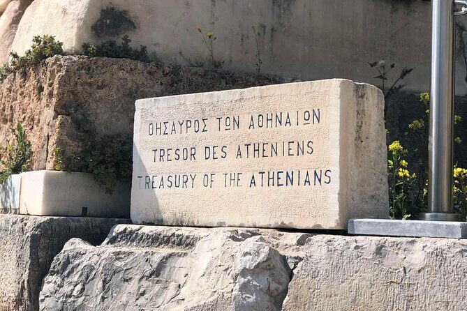 Private Day Trip to Delphi from Athens - Key Points