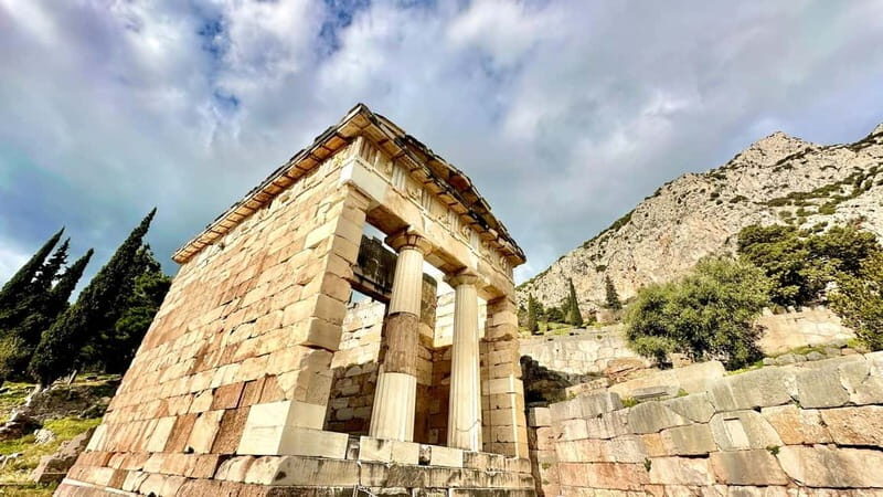 Private Day Trip to Delphi From Athens - Authentic Experiences and Authentic Insights