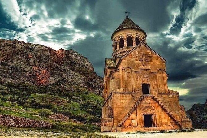 Private Day Trip to Khor Virap, Areni & Noravank - The Architectural Gem: Noravank Monastery