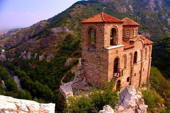 Private Day Trip to Plovdiv and Asen's Fortress - Key Points