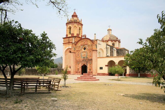 Private Day Trip to Tula and Querétaro from Mexico City - What Travelers Say