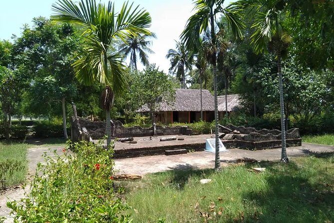 Private Day Trip To Visit MY LAI MASSACRE from Hoi an or Da Nang City - An In-Depth Look at the My Lai Massacre Private Day Trip
