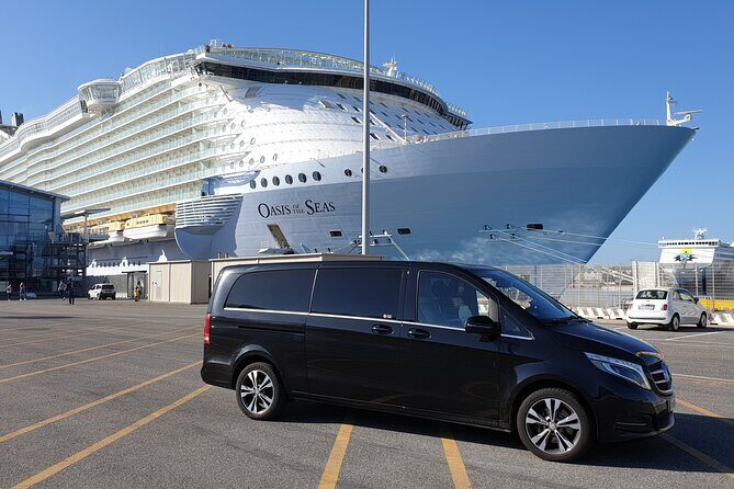 Private daytour of Rome from Civitavecchia port van Mercedes V - FAQs