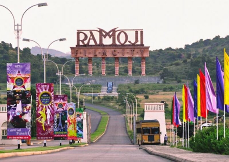 Private Daytrip to Ramoji Film City and Sanghi Temple by Car - FAQ