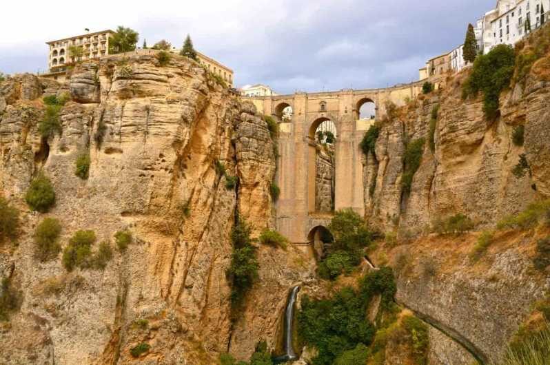 Private Daytrip to Ronda from Seville - Dining and Culinary Delights