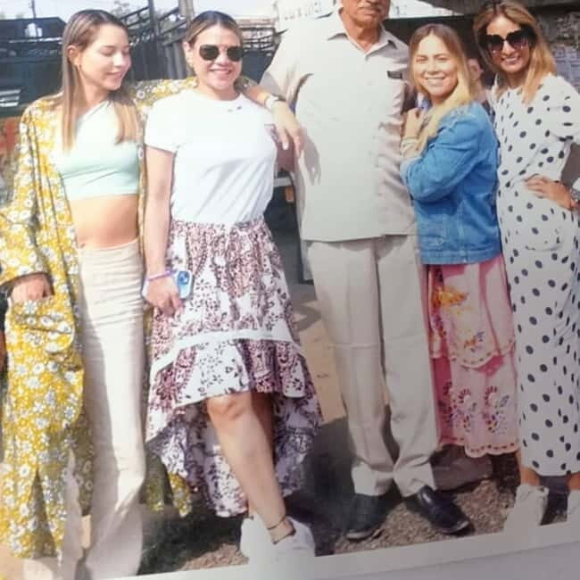 Private Delhi Sightseeing Tour By Car Official Tour Guide - FAQ