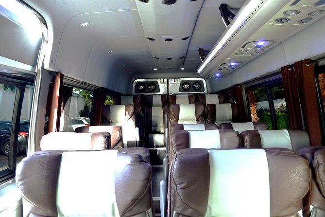 Private Departure Luxury Transfer Hotels to: San Jose International Airport (1 - 5) - Who Should Consider This Transfer?