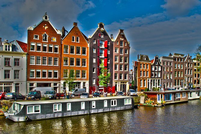Private departure transfer from Amsterdam to Schiphol Airport (AMS) - Key Points
