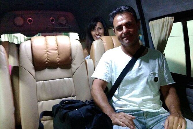 Private Departure Transfer: Hotel to Bangkok Airports by Minivan - Key Points