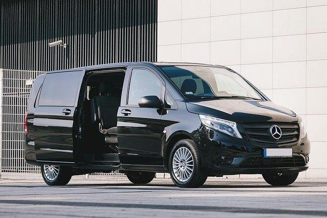 Private Departure Transfer: Munich Airport - Who Should Consider This Service?