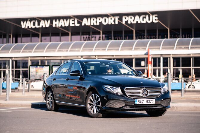 Private Departure Transfer: Prague Airport - A Deep Dive into the Private Transfer Experience