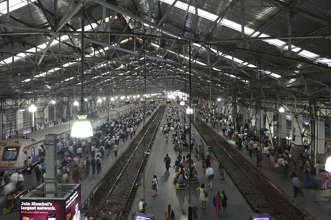 Private Dharavi Slum, Dabbawala & Dhobi Ghat tour with Transport - Frequently Asked Questions