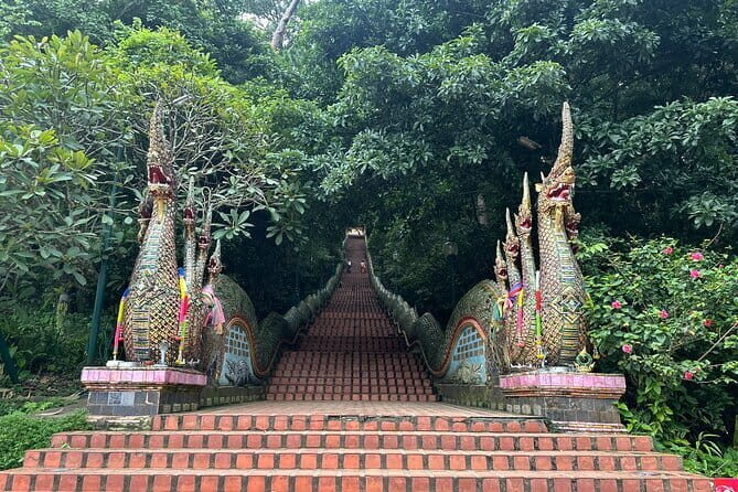 Private Doi Suthep Temple Handicraft Center and Sticky Waterfall - Exploring Chiang Mai’s Highlights: A Detailed Review