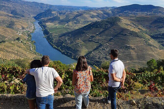 Private Douro and Porto 4x4 Tour with Wine Tasting and Boat Trip - Who Should Consider This Tour?