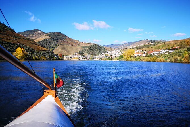 Private Douro Valley Wine Tour + Lunch and Boat Cruise - Miradouro Torguiano: The Viewpoint