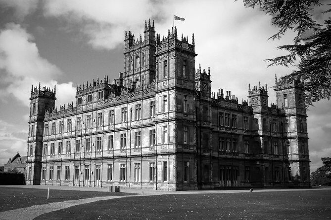 Private Downton Abbey Tour, including Bampton, Cogges Farm, and Highclere - A Closer Look at the Itinerary