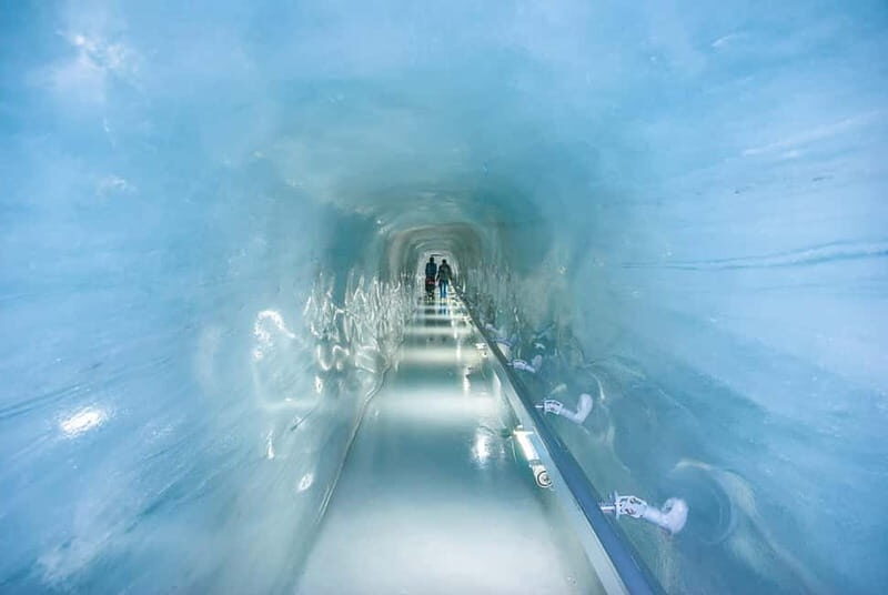 Private driver for tour from Zurich to Jungfraujoch and back - In-Depth Look at the Tour Experience