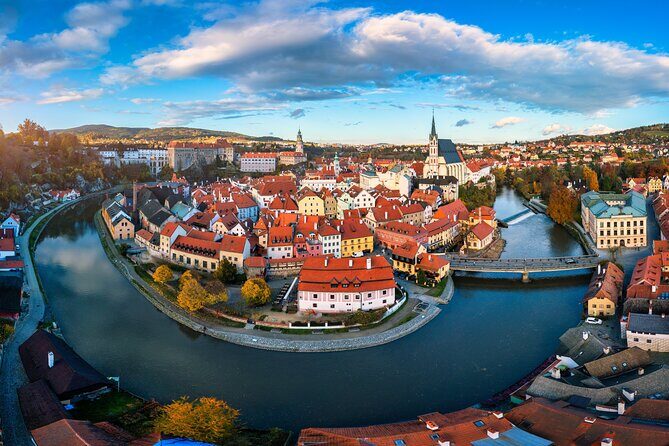 Private Driver from Prague to Vienna with a Stop in Cesky Krumlov - Key Points