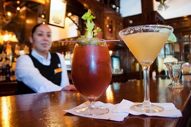 Private Drunk History Tour: 4 historic bars & 5+ hours - Exploring the San Antonio Drunk History Tour in Detail